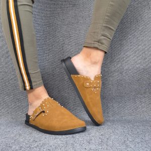 Chaussures sandales fermées type birk camel à semelle intérieur noire