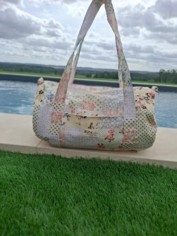 Sac polochon week end de voyage en tissu coton patchwork multicolore fleuri bleu clair orange – Image 9