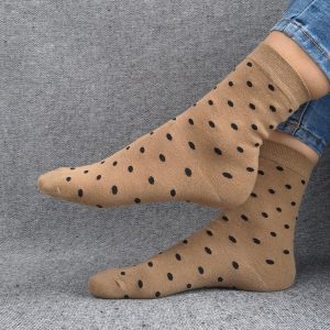 Paire de chaussettes marrons en coton à motifs pois noirs