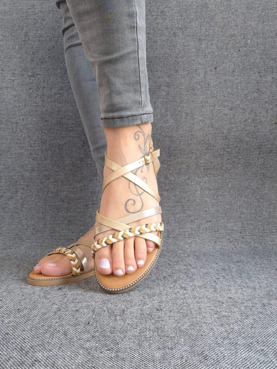 Chaussures sandales plates à brides doré