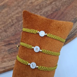 Bracelet tressé brésilien camel lettre au choix