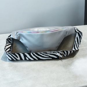 Sac banane en simili cuir argenté sangle fantaisie