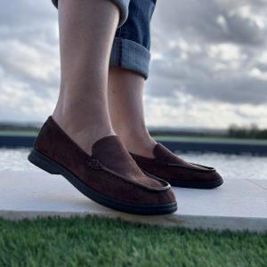 Chaussures mocassins toucher daim marron chocolat