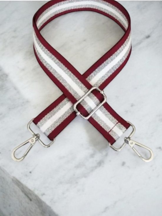 Bandoulière sangle large à rayures verticales rouge bordeaux, blanc et gris pailleté