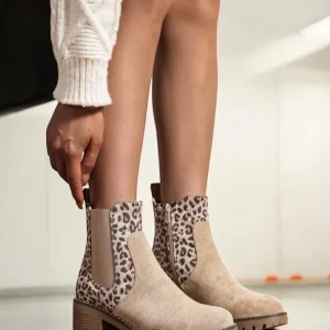 Chaussures bottines à talon toucher daim beige avec motif léopard marron taupe