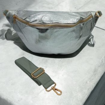 Sac banane XL simili cuir argenté irisé mousquetons dorés