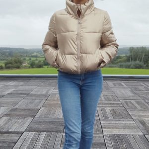 Melya Melody - Manteau court imperméable matelassé doré