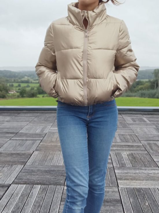 Melya Melody - Manteau court imperméable matelassé doré