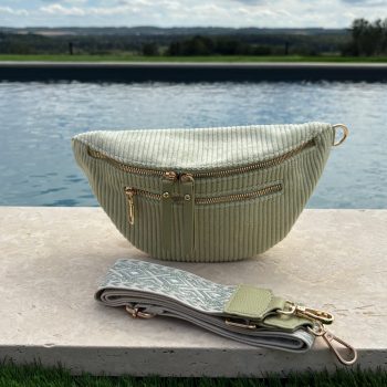 Sac banane velours côtelé 2 poches vert clair vert d'eau sangle fantaisie