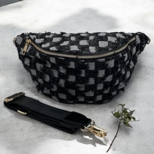 Sac banane en denim carrés noir