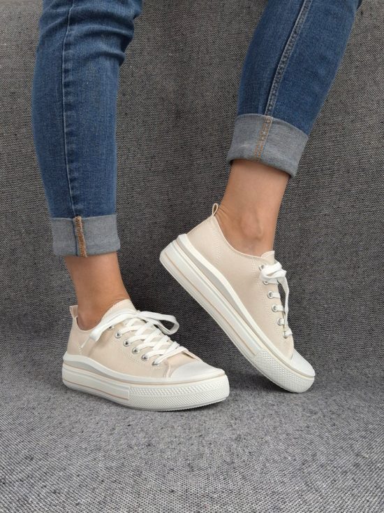 Chaussures baskets en toile beige clair semelle compensée style converse