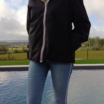 Melya Melody - Manteau court imperméable noir réversible doré