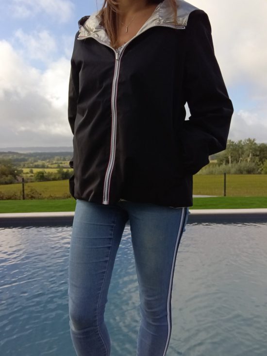 Manteau court imperméable noir réversible doré Melya Melody Curvy