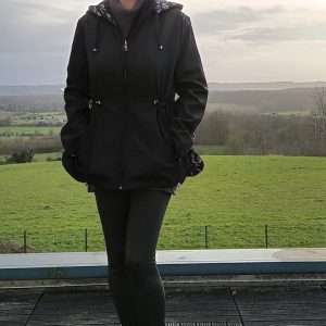Manteau Veste légère et réversible deperlante noir/motifs fleuris