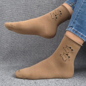 Paire de chaussettes marrons en coton à motifs deux petits chiens noirs