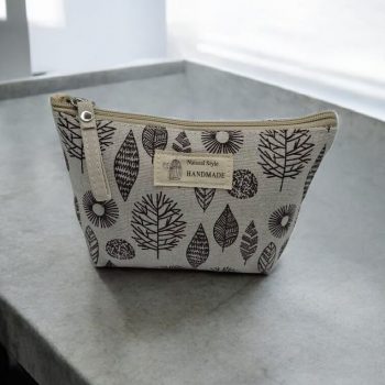 Trousse en coton blanche motifs de feuilles et de cercles en marron