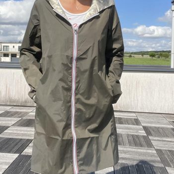 Laura Jo - Imperméable réversible long sans garnissage ouate couleur kaki/doré - Curvy