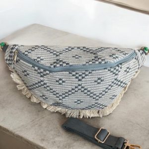 Sac banane XXL tissu tressé franges beige gris