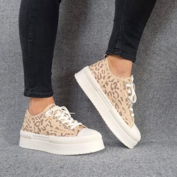 Chaussures baskets à motif léopard marron camel et blanc semelle compensée style converse