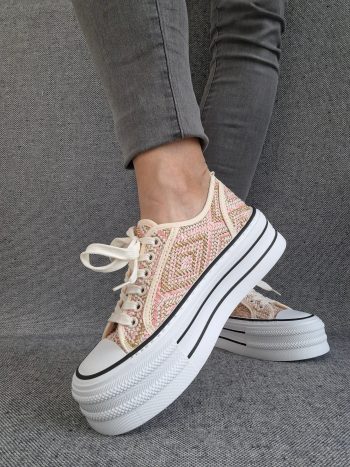 Chaussures baskets effet paille beige rose semelle compensée style converse – Image 15