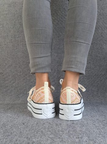 Chaussures baskets effet paille beige rose semelle compensée style converse – Image 17