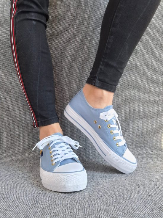 Chaussures baskets basses en toile bleu denim avec inscription “Amor” style converse