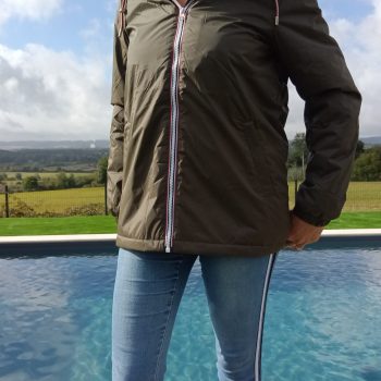 Laura Jo - Imperméable mi long doublé en fausse fourrure cordon tricolore couleur kaki