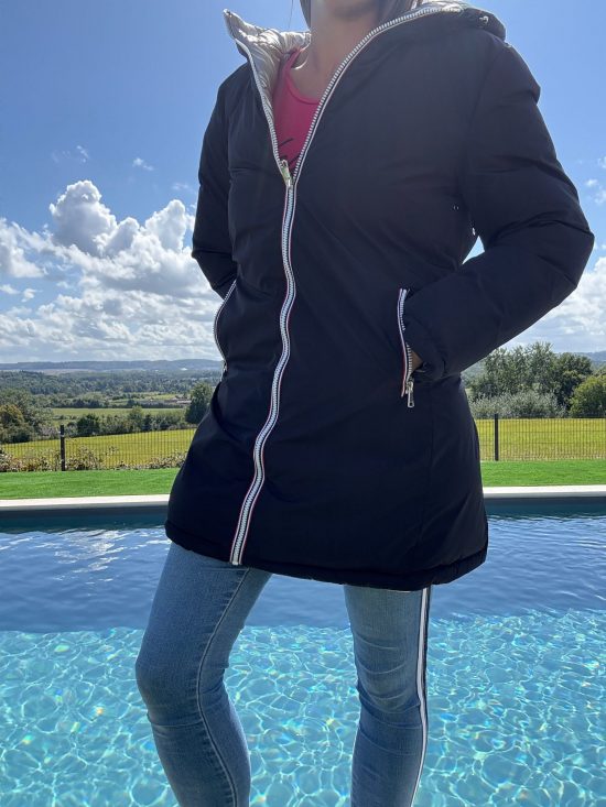 Melya Melody - Manteau long réversible et imperméable matelassé noir/doré - Curvy