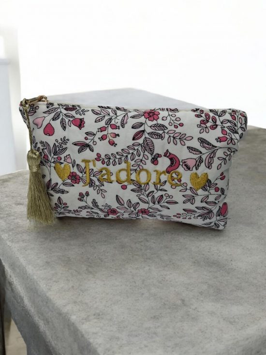 Trousse florale en coton blanche inscription « J’adore »