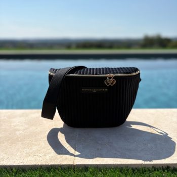 Sac banane en velours côtelé noir “La P’tite cachottière”
