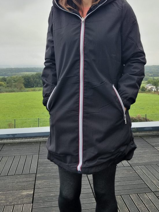 New Lolo - Manteau long NOIR réversible, imperméable et complètement fourré non resserrable à la taille - Curvy