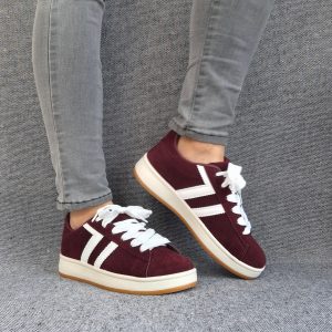 Chaussures baskets basses bordeaux à bandes blanches style campus
