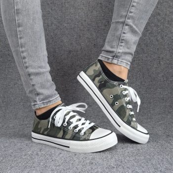 Chaussures baskets basses toile kaki camouflage style converse