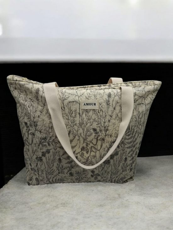 Sac cabas porté épaule blanc en coton liberty fleuri noir et creme