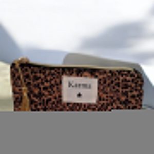 Pochette en tissu motif léopard camel “Karma”