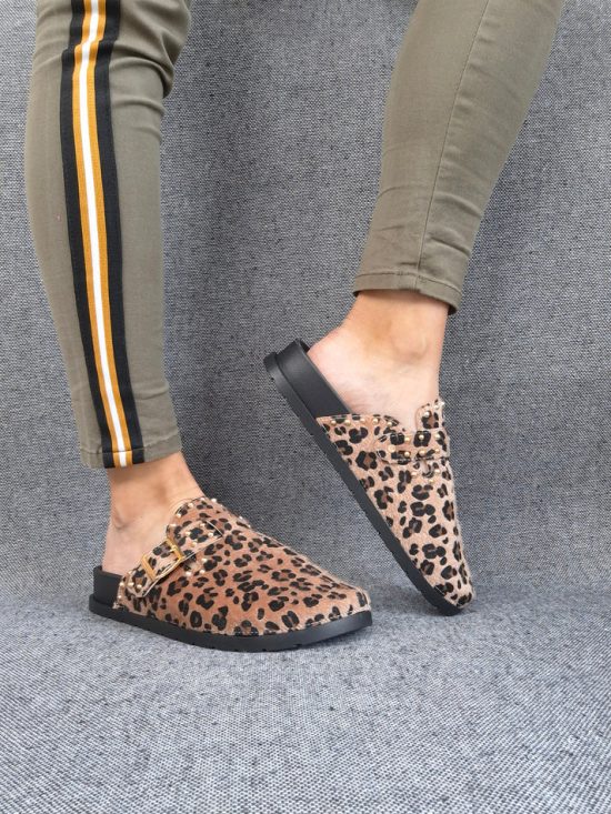 Chaussures sandales fermées type birk léopard à semelle intérieur noire