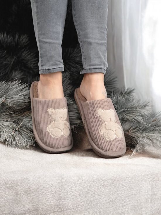 Chaussons fourrés marron en tissu avec motif ours