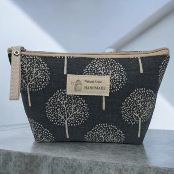 Trousse en coton gris motifs arbres blanc