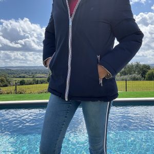 Melya Melody - Manteau court réversible et imperméable matelassé bleu marine/doré