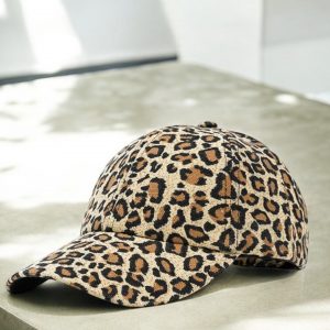 Casquette en coton imprimé léopard beige clair