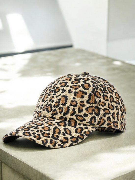 Casquette en coton imprimé léopard beige clair