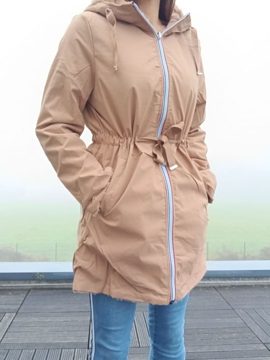 New Lolo - Manteau long CAMEL réversible, imperméable et complètement fourré resserrable à la taille - Curvy
