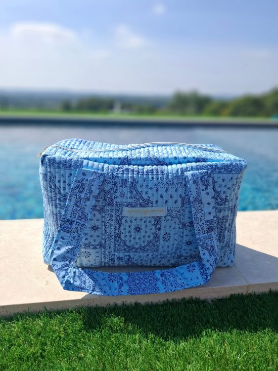 Sac week-end polochon en coton matelassé bleu design paisley bleu marine