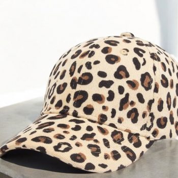 Casquette velours cotelé imprimé léopard beige clair