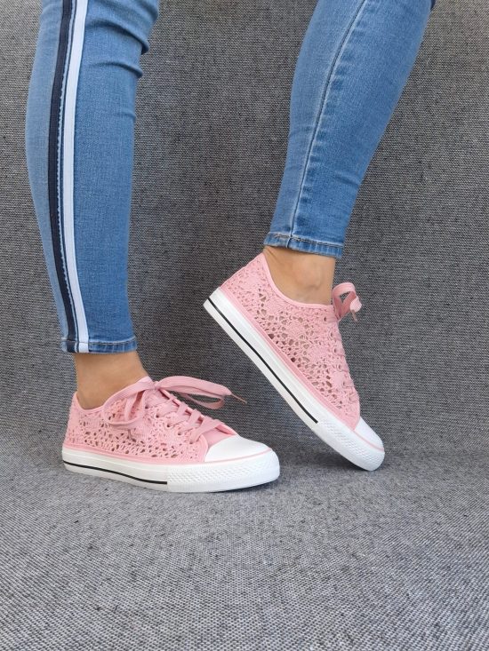 Chaussures baskets basses à dentelle rose en tissu style converse