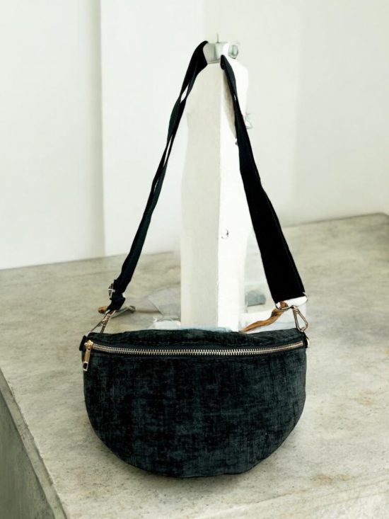 Sac en banane en tissu texturé noir