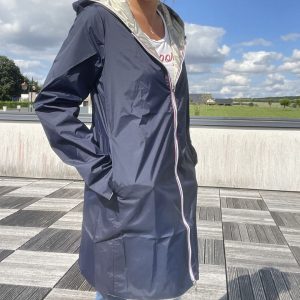 Laura Jo - Imperméable réversible long sans garnissage ouate couleur bleu marine/doré - Curvy