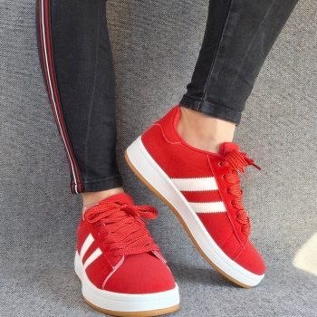 Chaussures baskets basses rouges avec bandes blanches style campus
