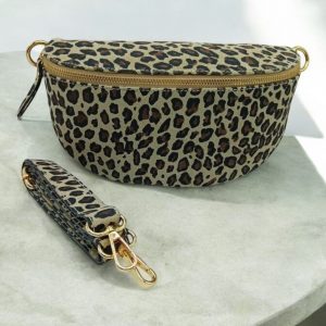 Sac banane croûte de cuir imprimé léopard beige 1 poche