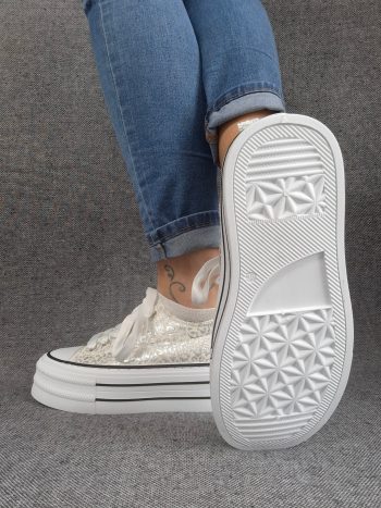 Chaussures baskets basses semelle compensée tissu motif léopard argenté style converse – Image 15